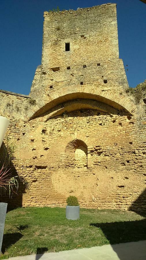 Le Vieux Chateau Airvault Экстерьер фото