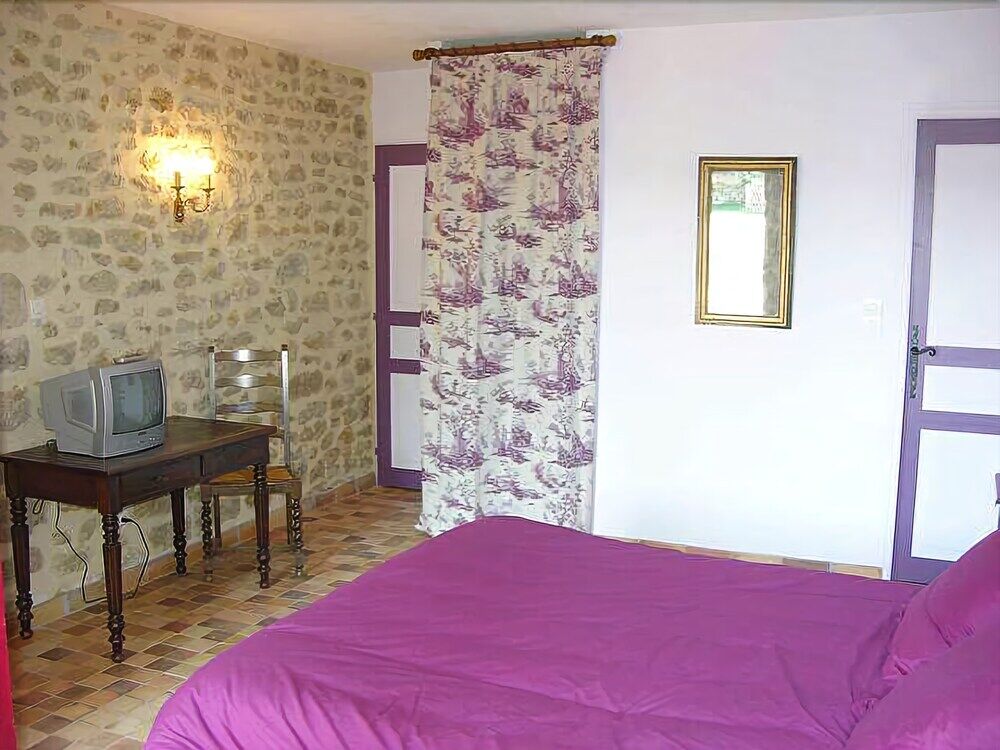 Le Vieux Chateau Airvault Экстерьер фото